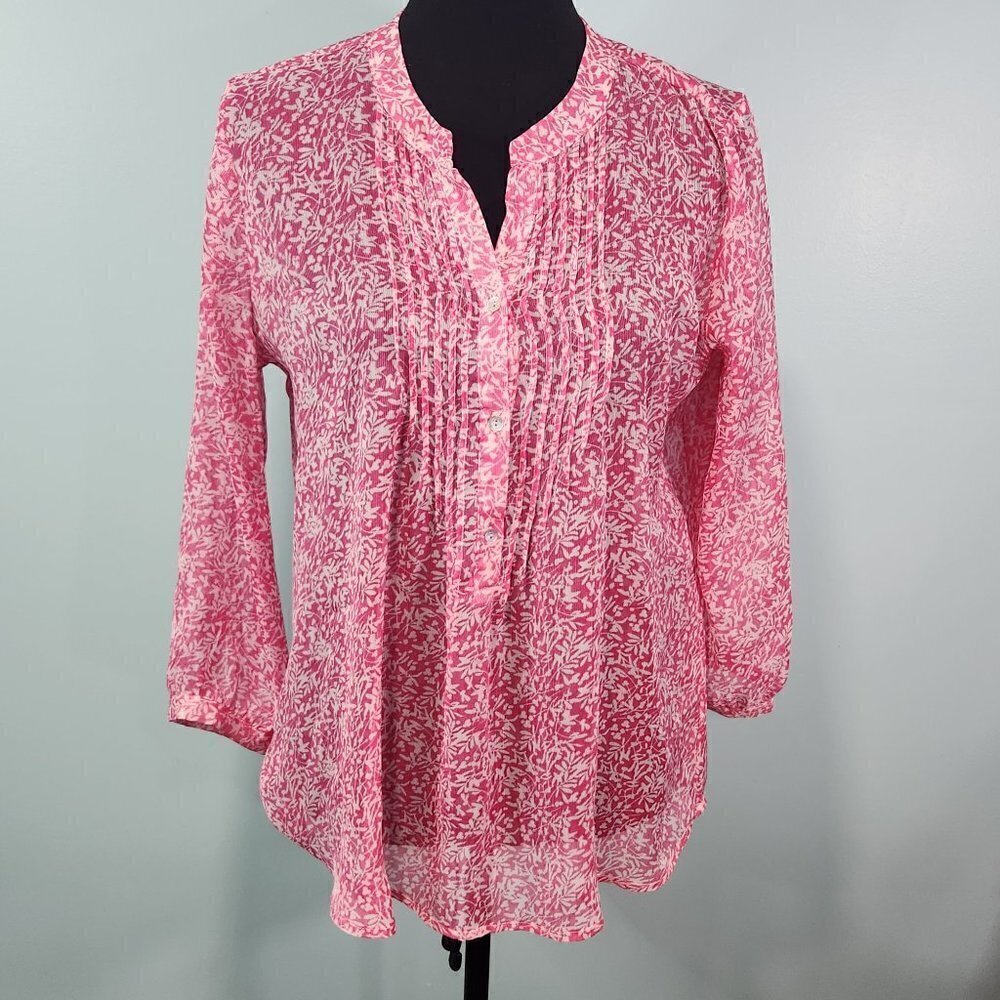 Willi Smith Bright Pink Blouse Size M
Lot I
